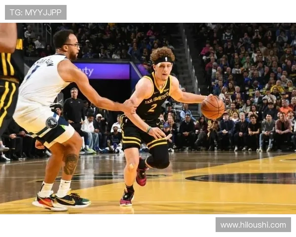 杰伦威廉姆斯的崛起之路：从新秀到NBA明星的成长故事