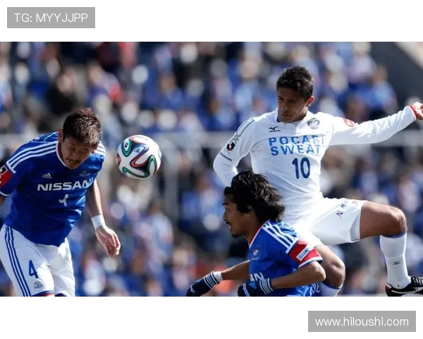 水户蜀葵与柏太阳的激烈对决揭示了日本足球的竞争魅力与战术智慧